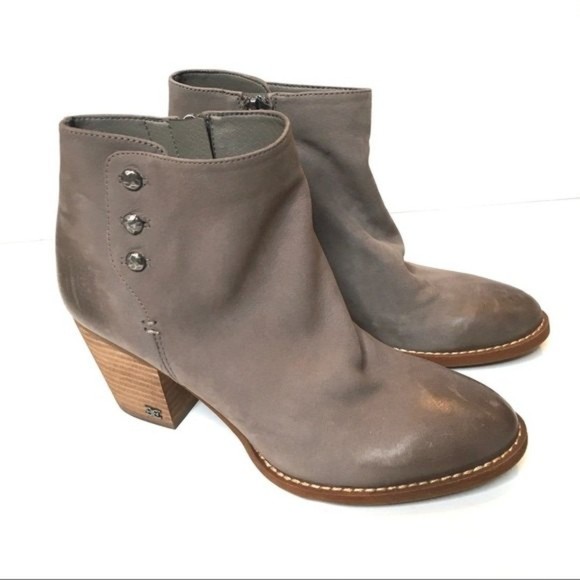 NEW Sam Edelman Mariella Studded Ankle Boot 7 - Picture 2 of 9